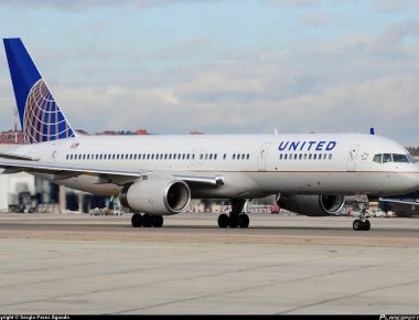 Δείτε την τρομακτική προσγείωση του Boeing 757-200 (βίντεο)